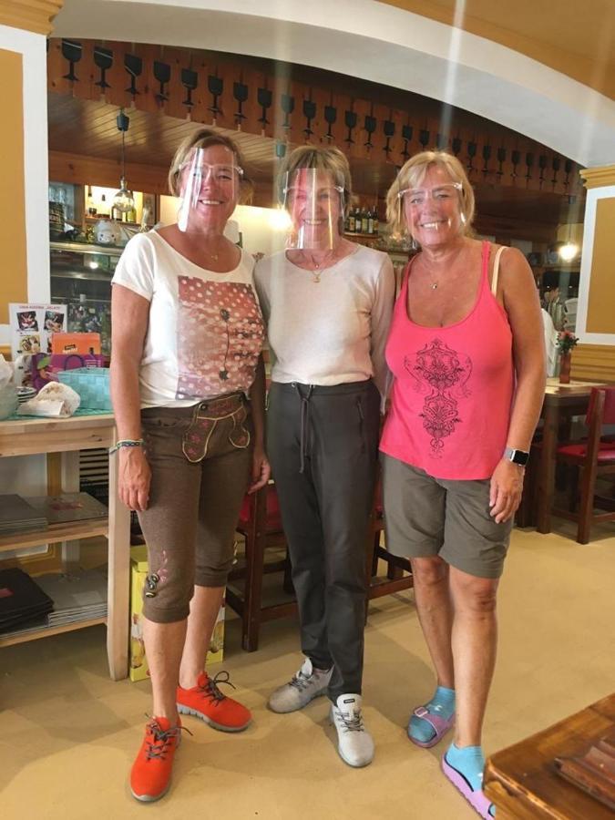 Pension Casa Austria Calella Eksteriør billede