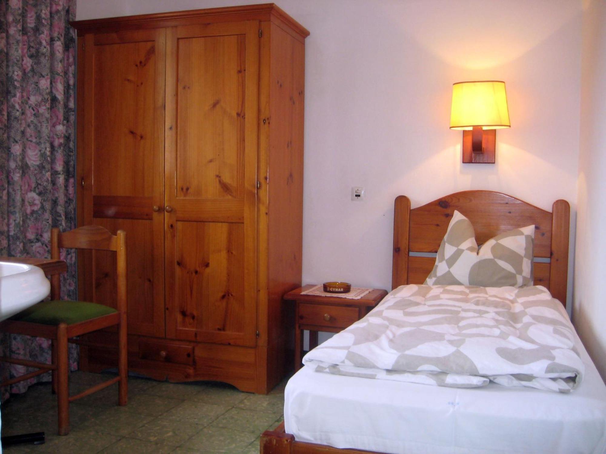 Pension Casa Austria Calella Eksteriør billede