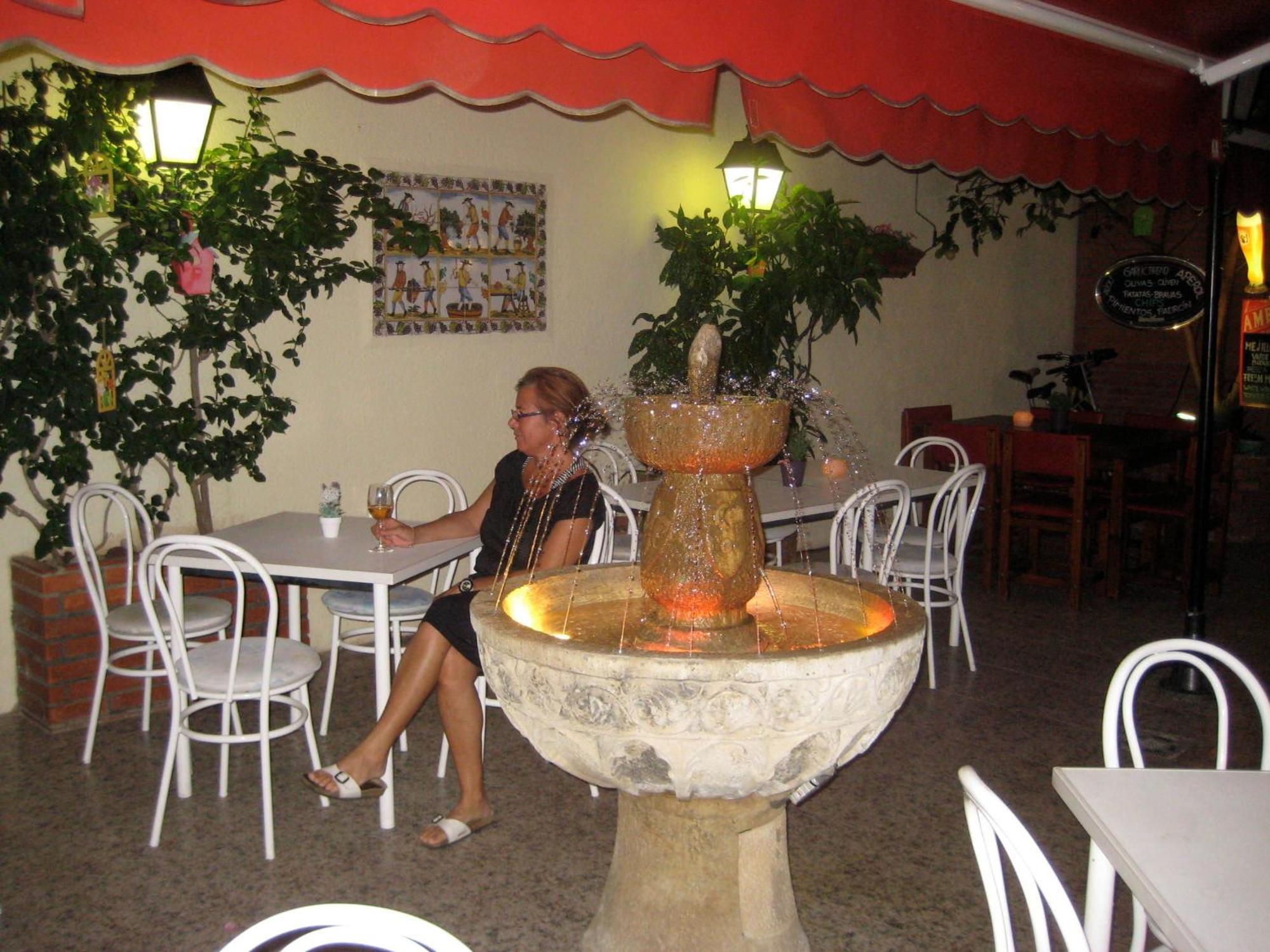 Pension Casa Austria Calella Eksteriør billede