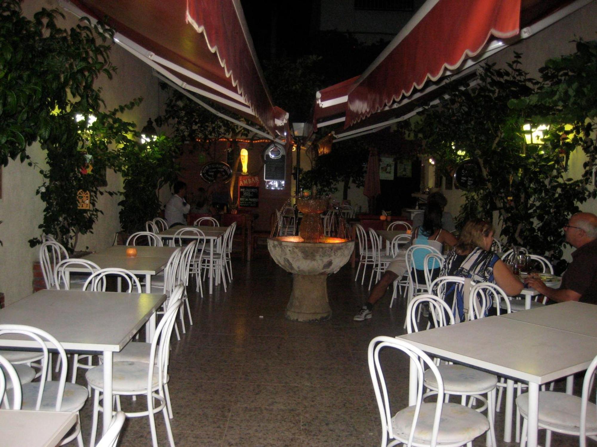Pension Casa Austria Calella Eksteriør billede