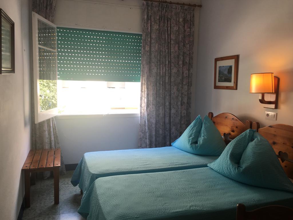 Pension Casa Austria Calella Eksteriør billede